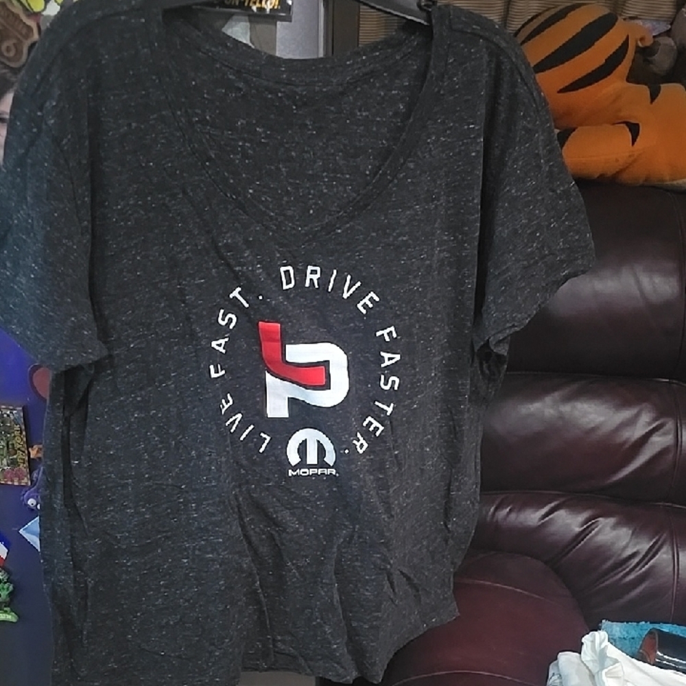 Mopar Graphic T-Shirt in Black NHRA T Shirt New
